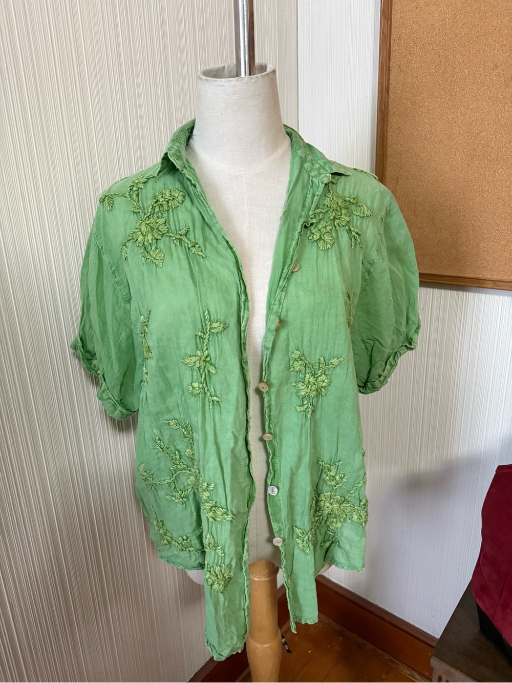 Kyla Seo Kady Blouse Shirt Top Green Embroidered Karyn Small Light Weight Small